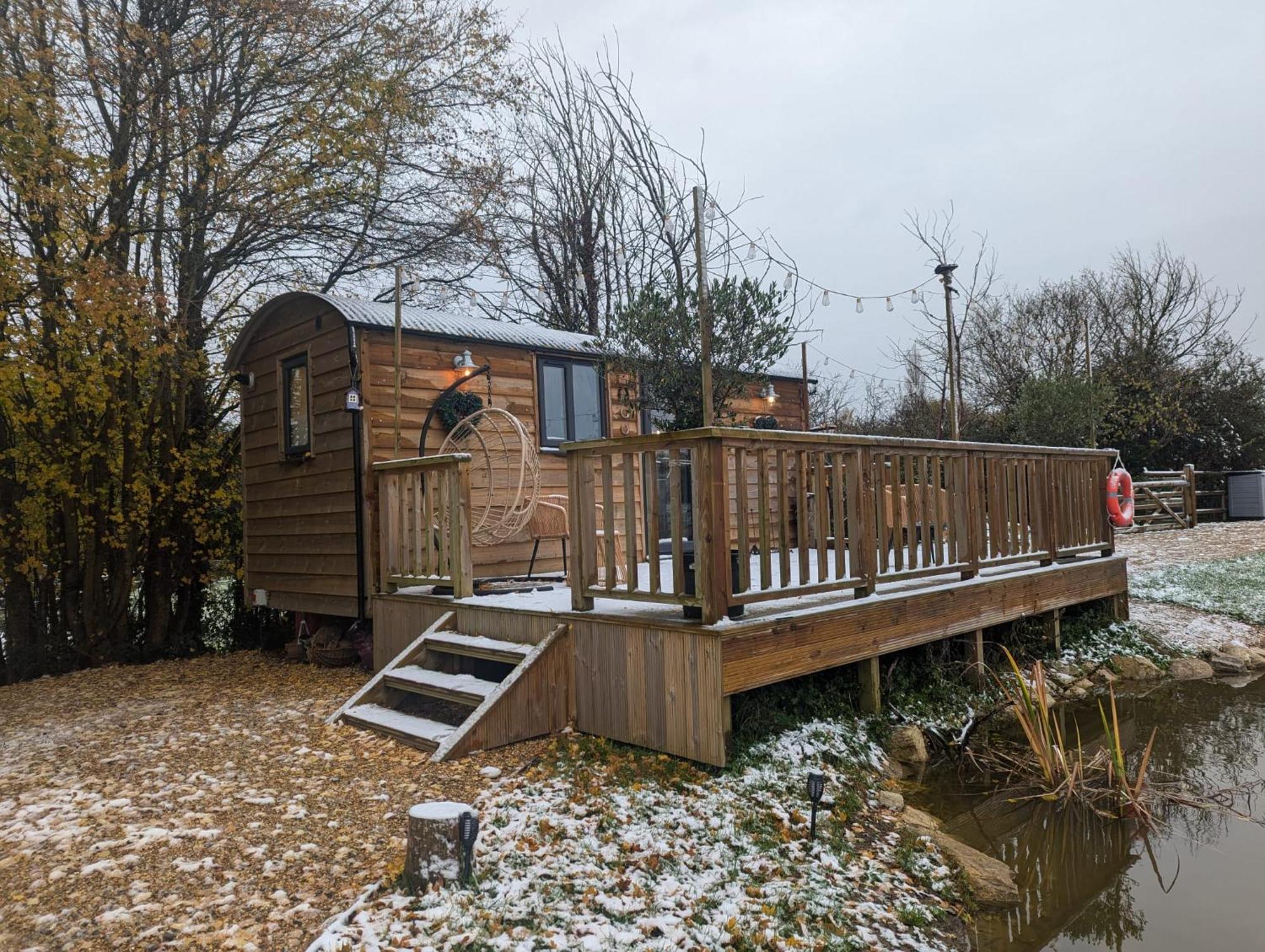 Rusty Duck Retreat Shepherds Hut Shedfield Εξωτερικό φωτογραφία